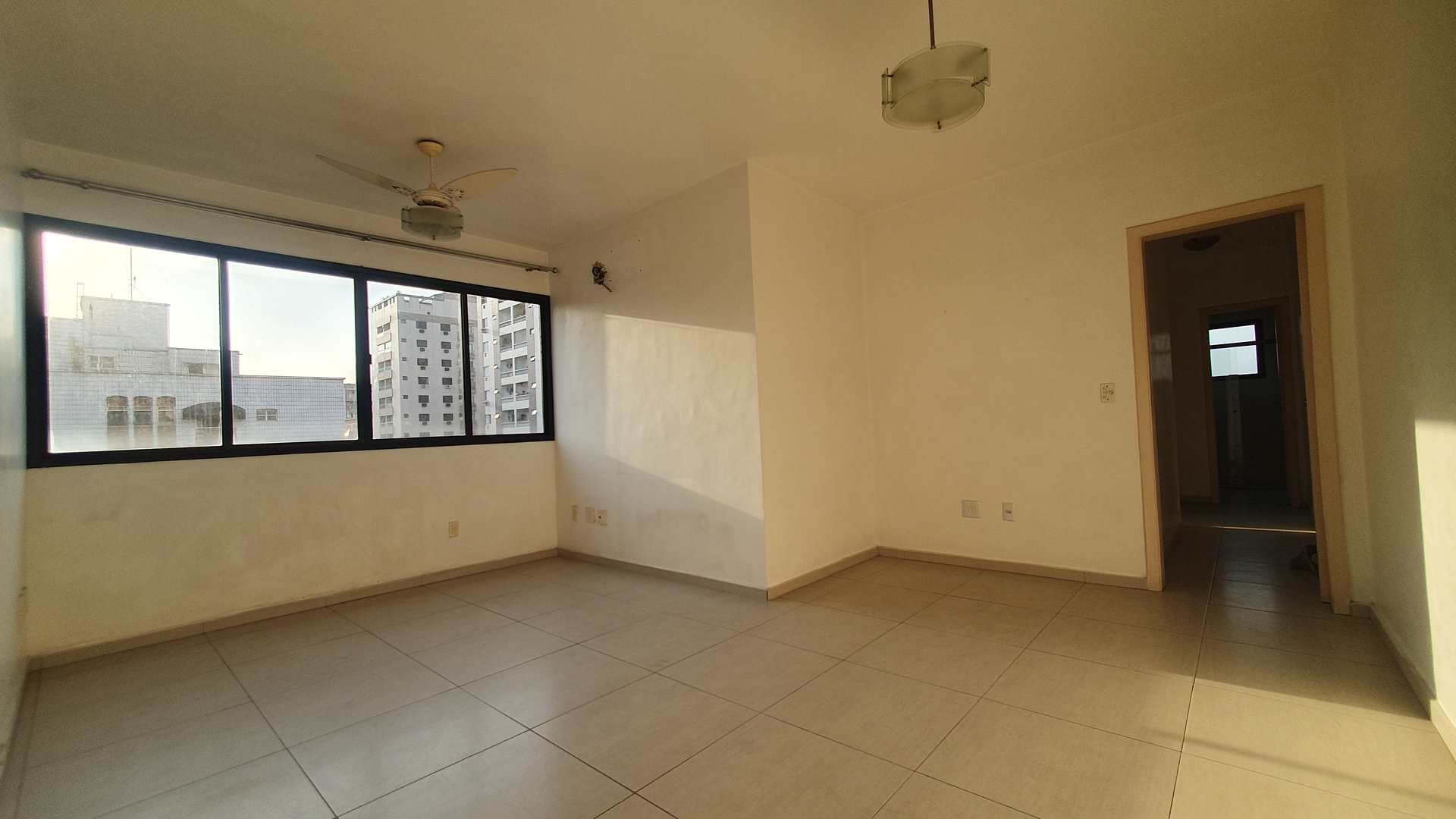 Apartamento à venda com 2 quartos, 80m² - Foto 5