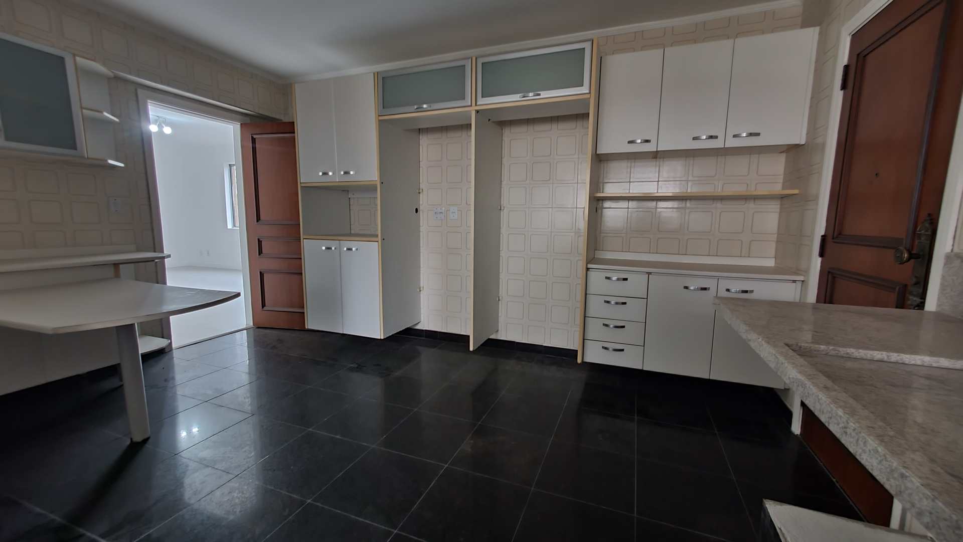 Apartamento à venda com 3 quartos, 162m² - Foto 30