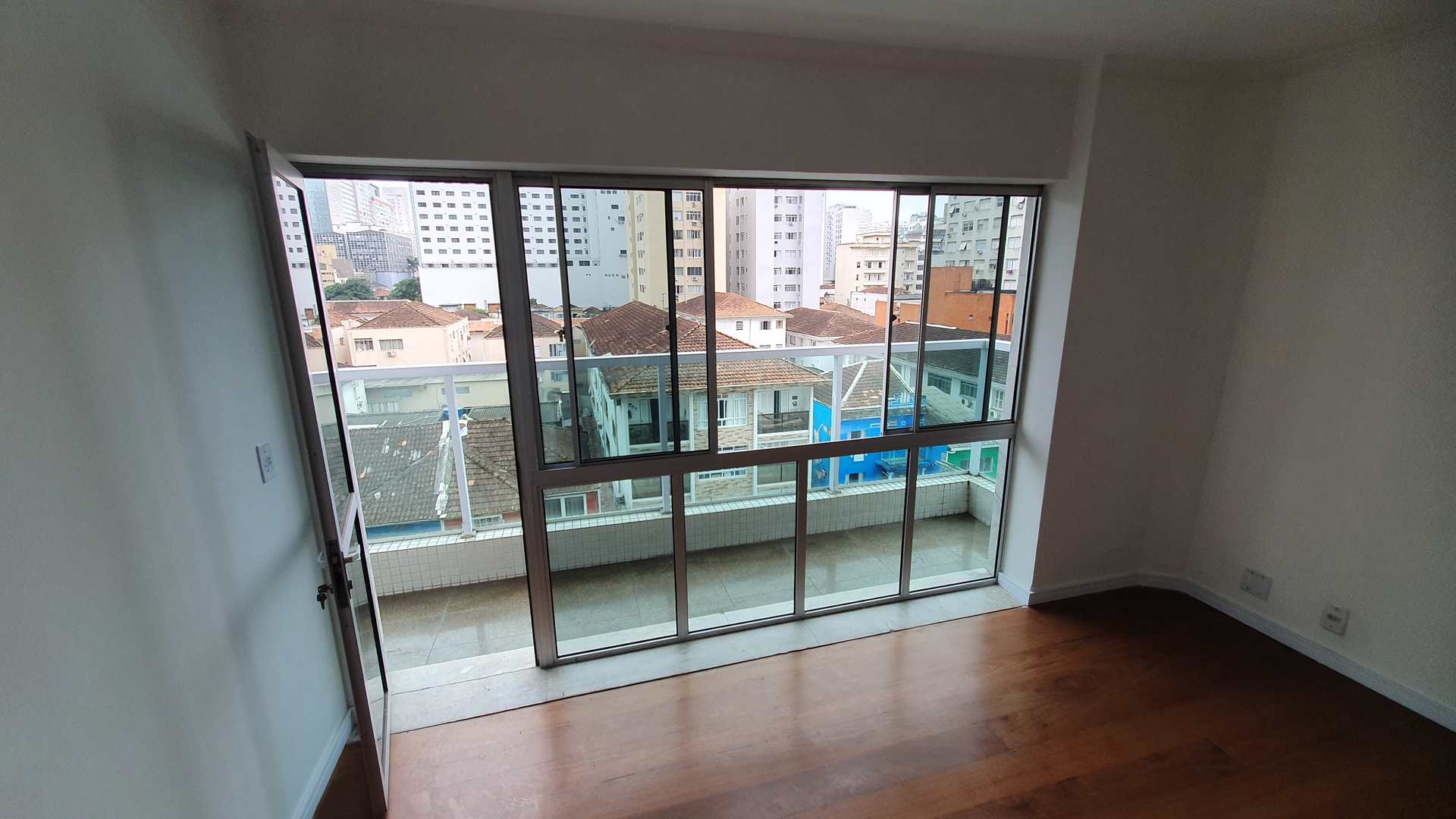 Apartamento à venda com 3 quartos, 162m² - Foto 11