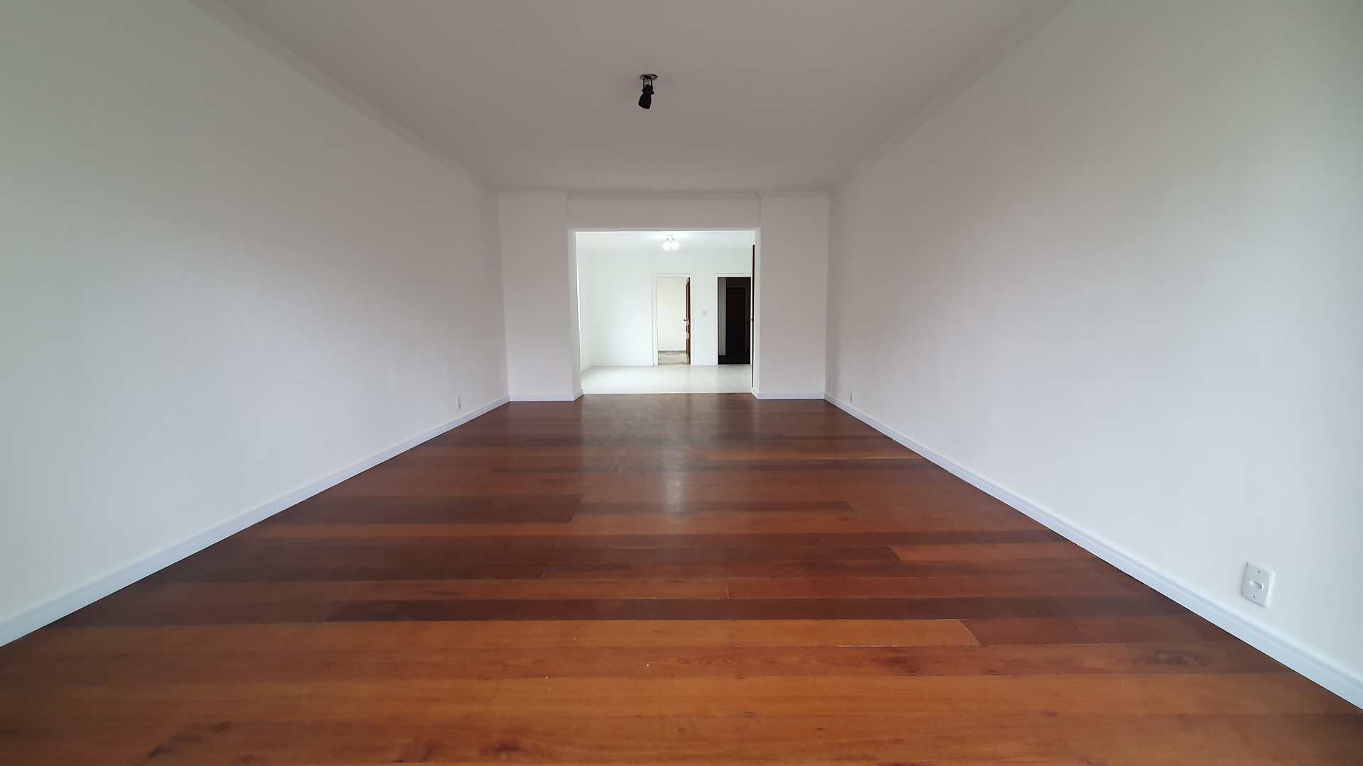 Apartamento à venda com 3 quartos, 162m² - Foto 21