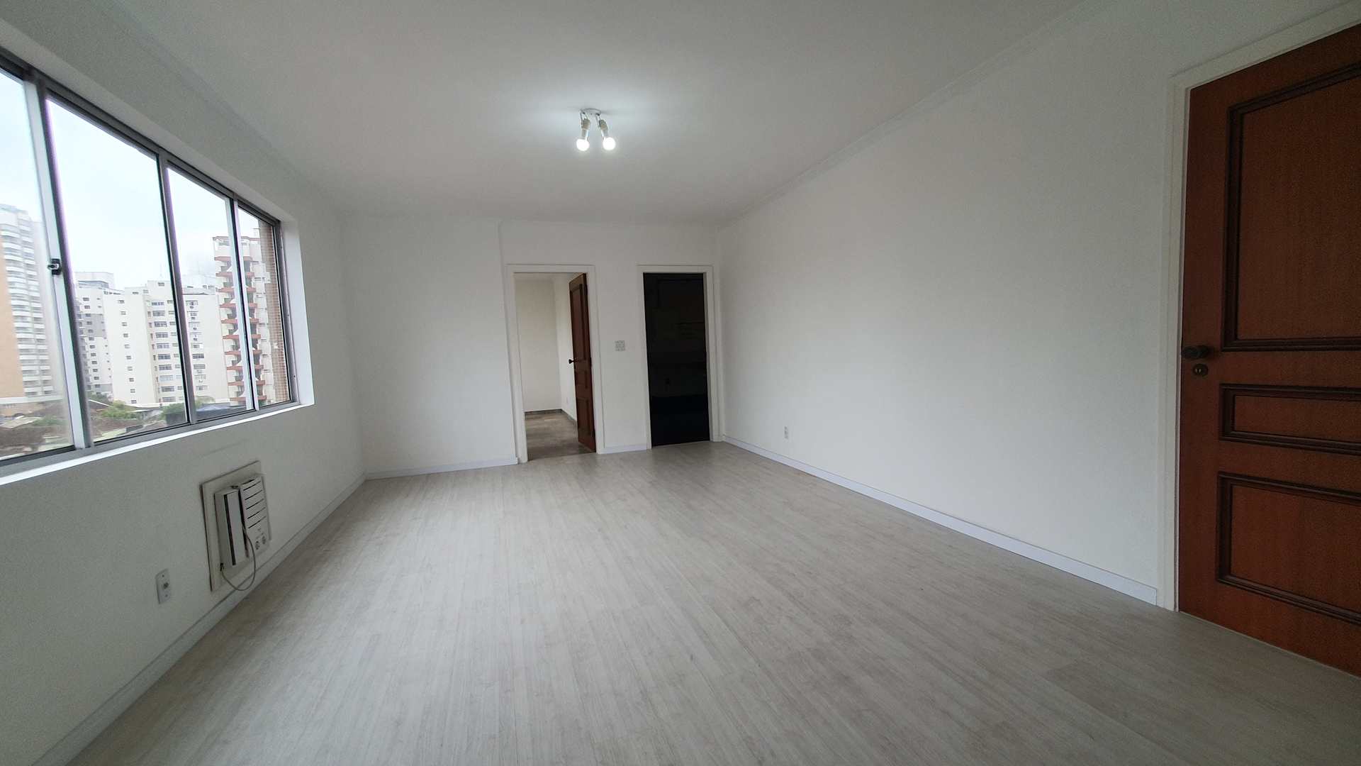 Apartamento à venda com 3 quartos, 162m² - Foto 10