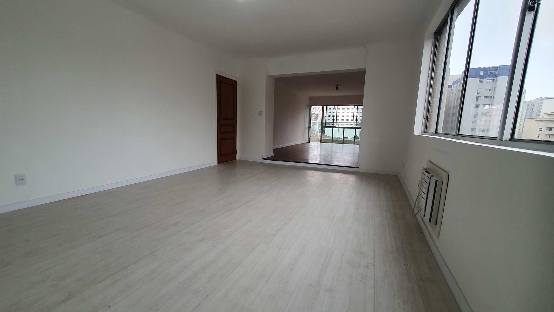 Apartamento à venda com 3 quartos, 162m² - Foto 8