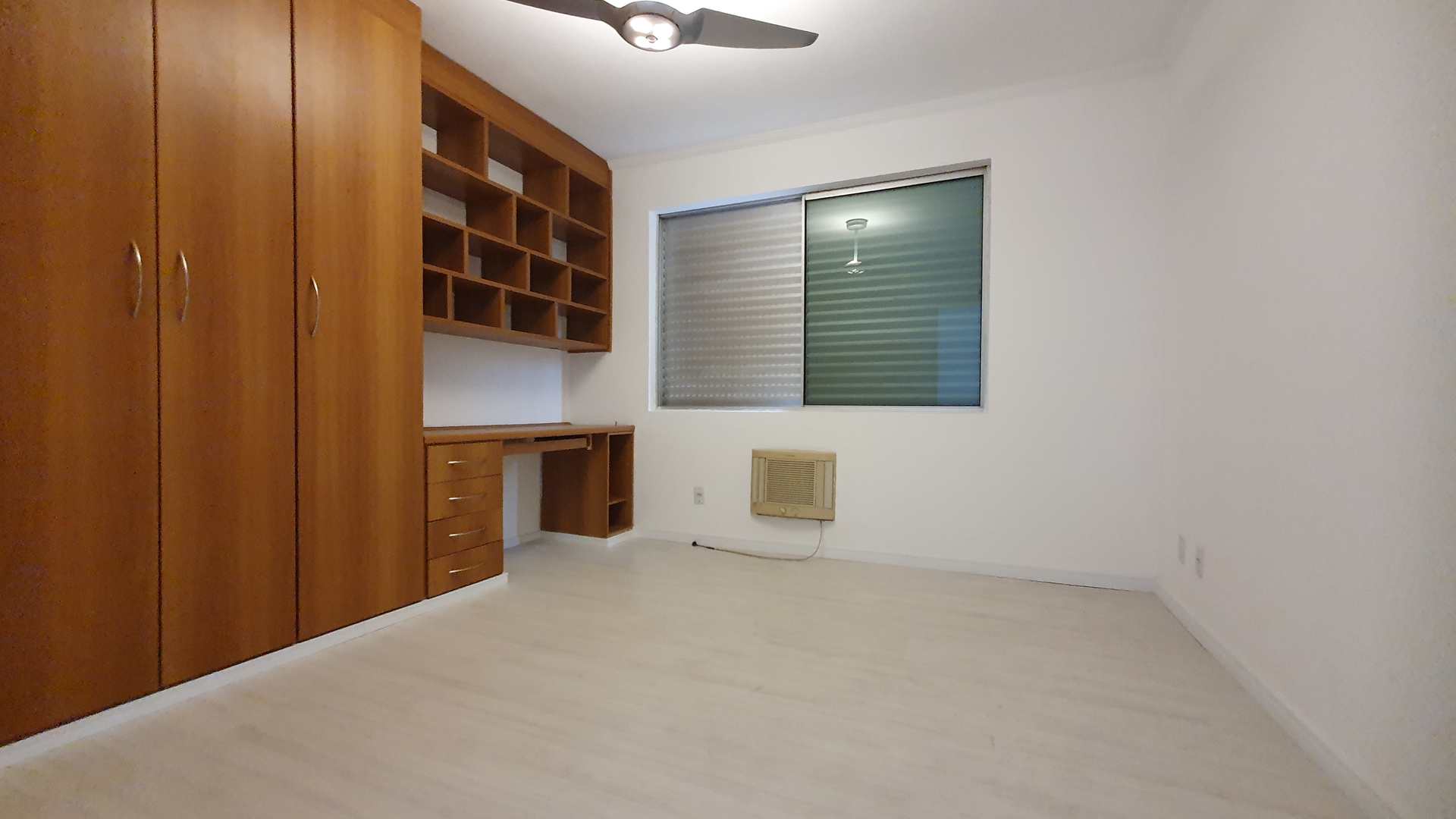 Apartamento à venda com 3 quartos, 162m² - Foto 23