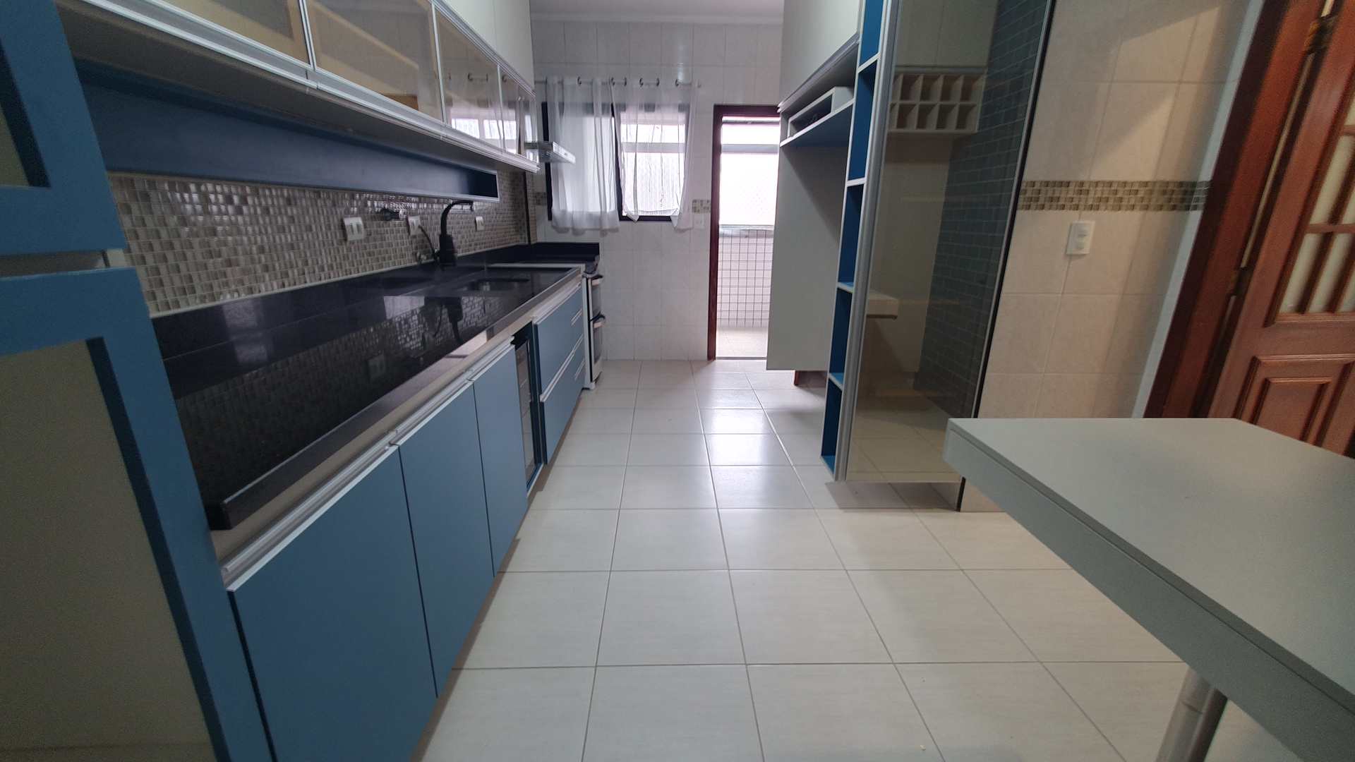 Apartamento à venda com 2 quartos, 99m² - Foto 1