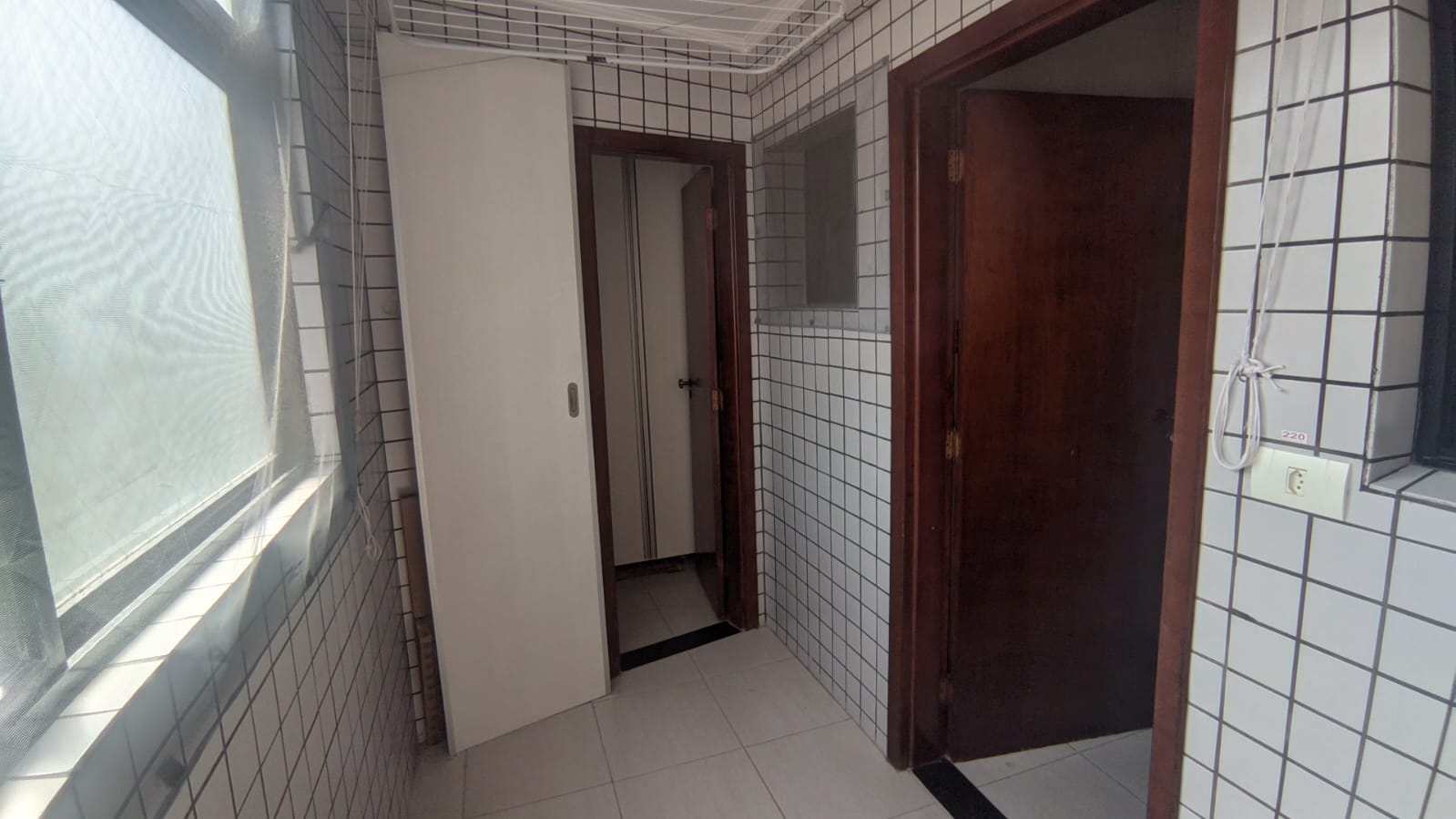 Apartamento à venda com 2 quartos, 99m² - Foto 30