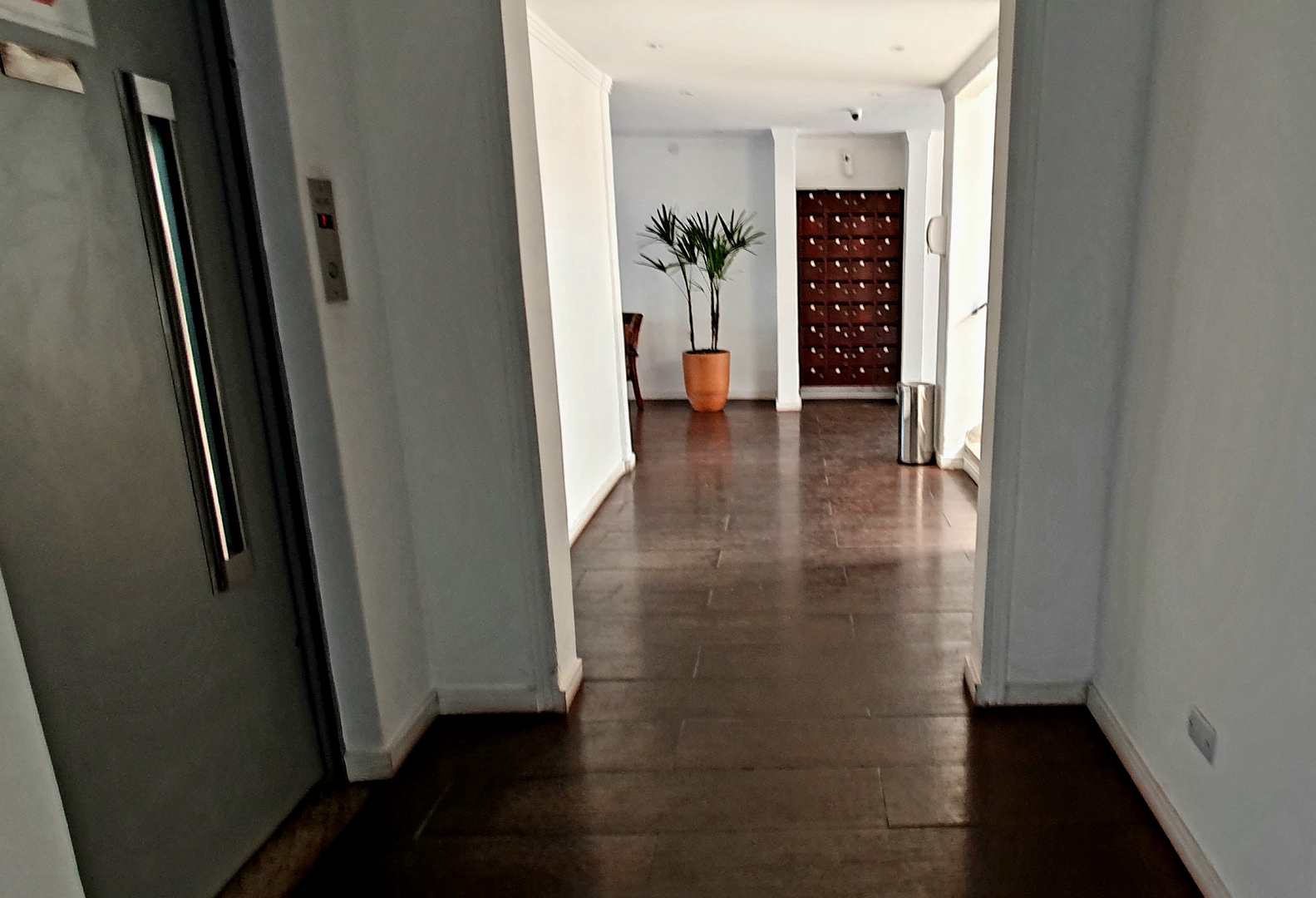 Apartamento à venda com 2 quartos, 68m² - Foto 26