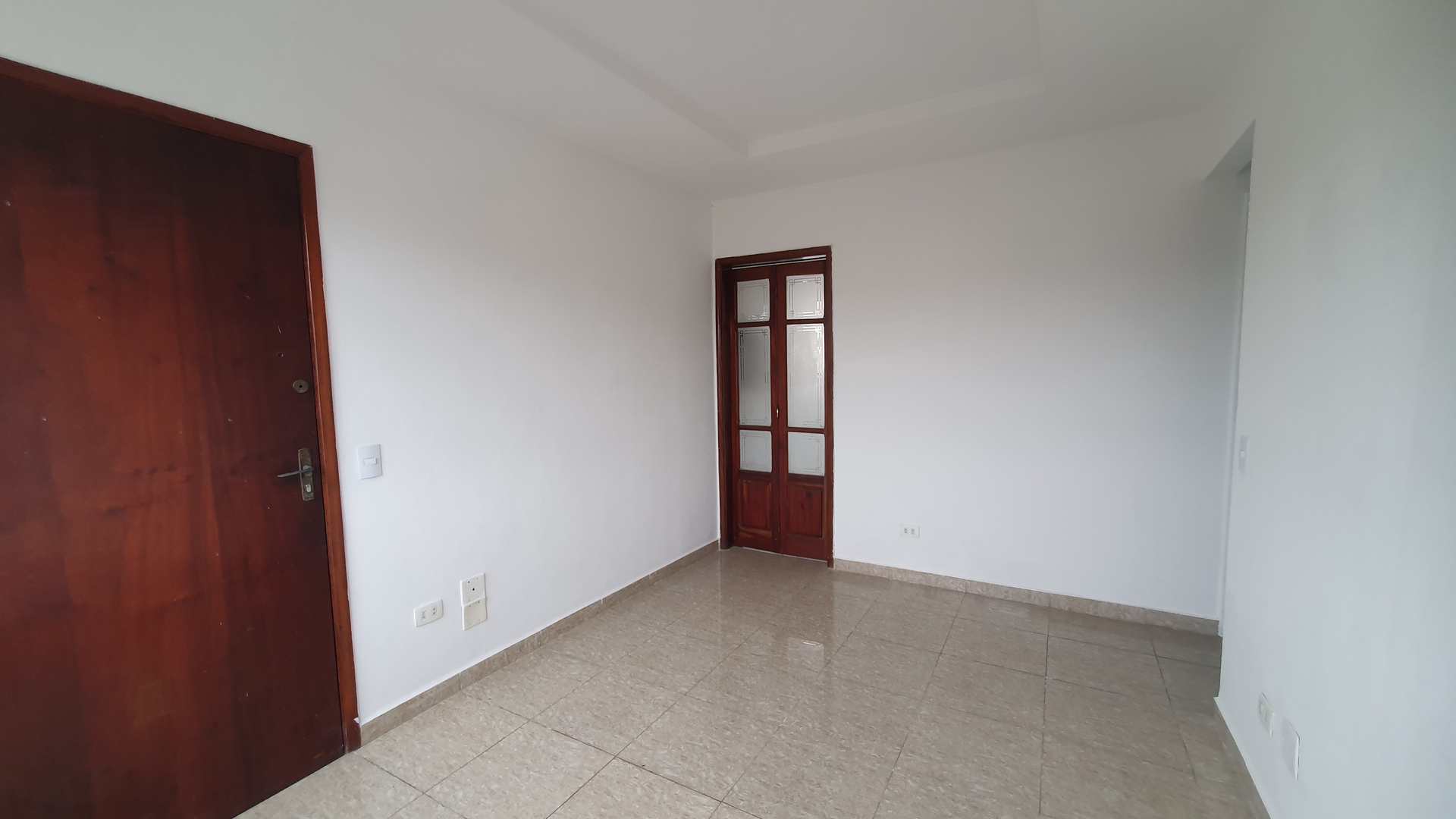 Apartamento à venda com 2 quartos, 74m² - Foto 2