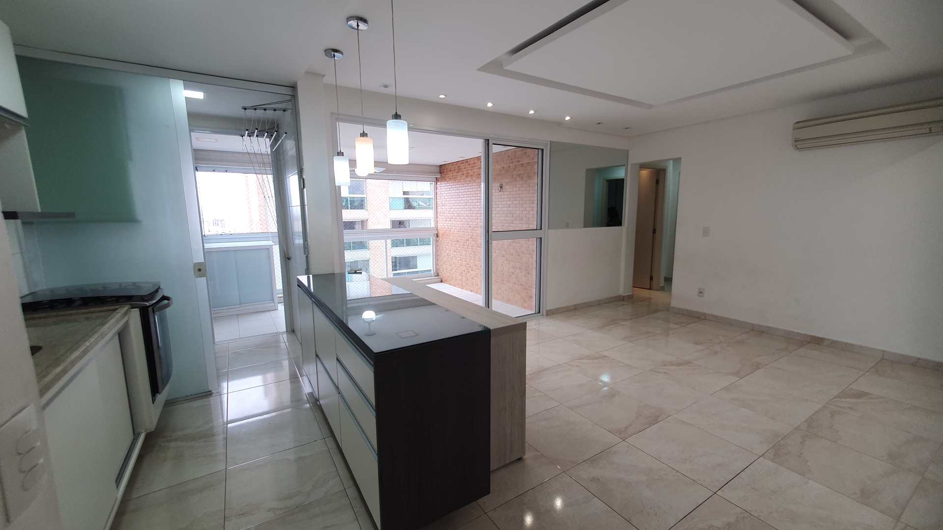 Apartamento à venda e aluguel com 2 quartos, 77m² - Foto 1