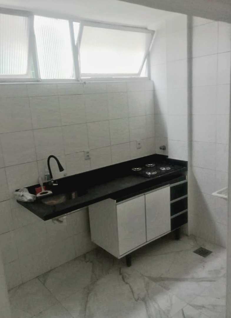 Apartamento à venda com 1 quarto, 33m² - Foto 2