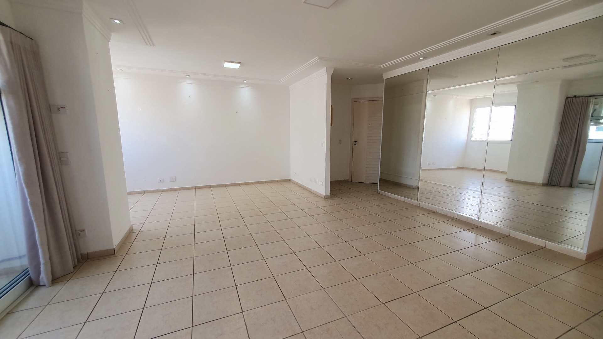 Apartamento à venda com 4 quartos, 150m² - Foto 15