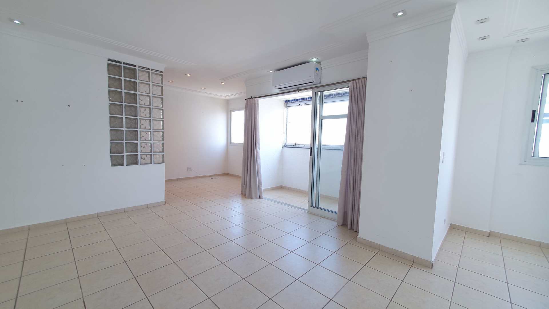 Apartamento à venda com 4 quartos, 150m² - Foto 8