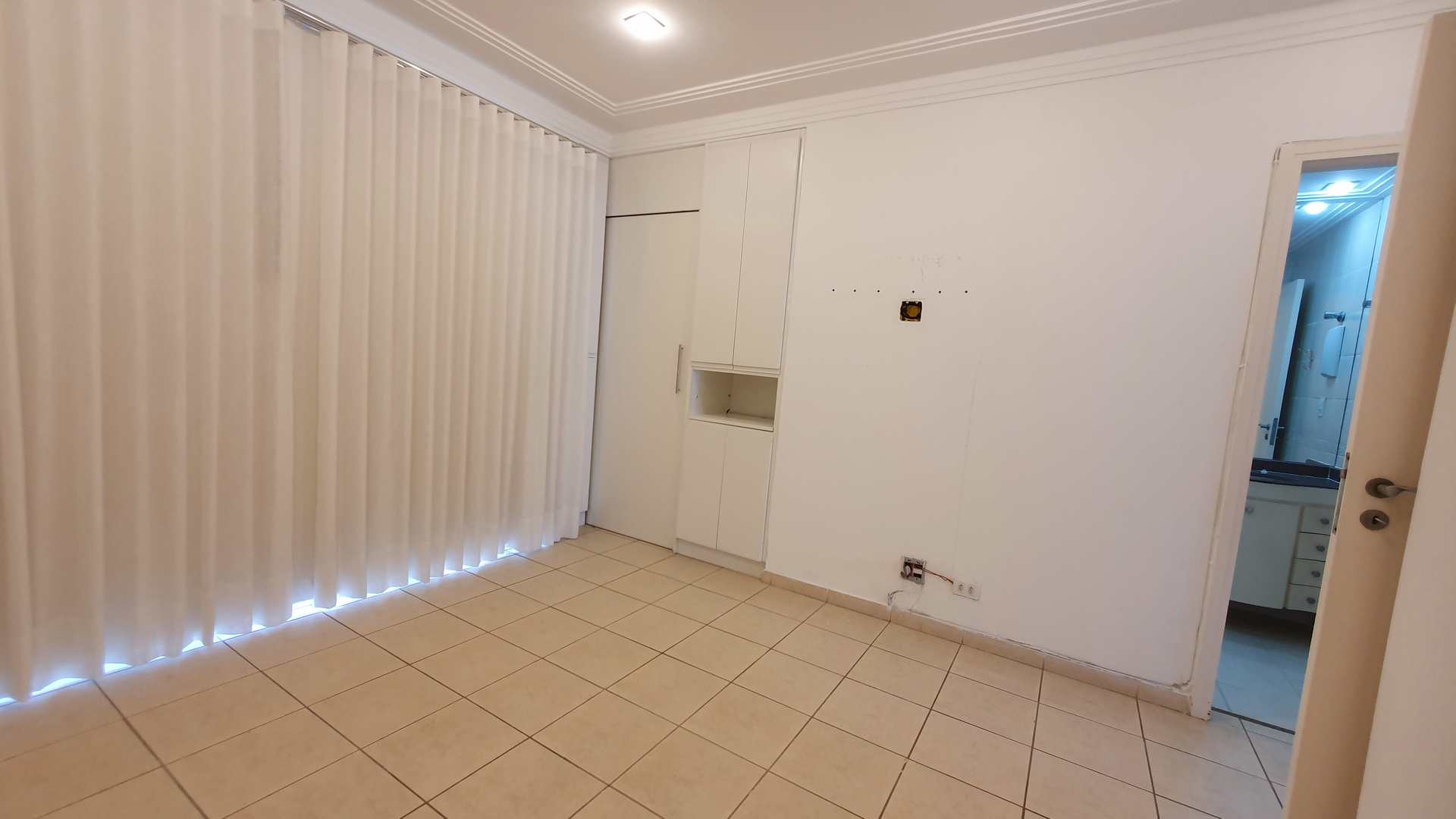 Apartamento à venda com 4 quartos, 150m² - Foto 29