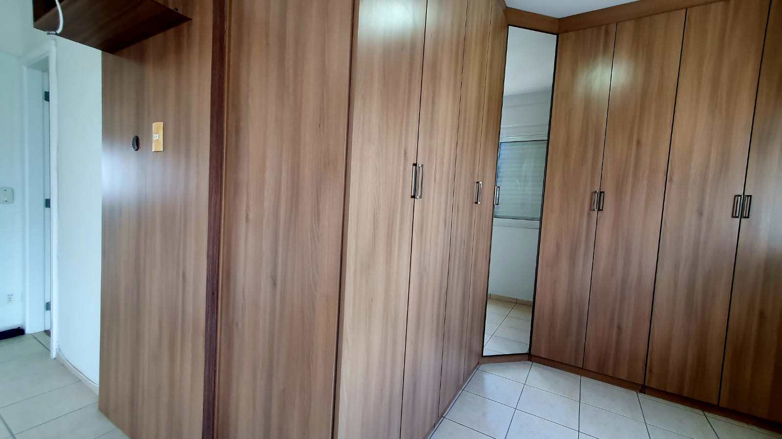 Apartamento à venda com 4 quartos, 250m² - Foto 37