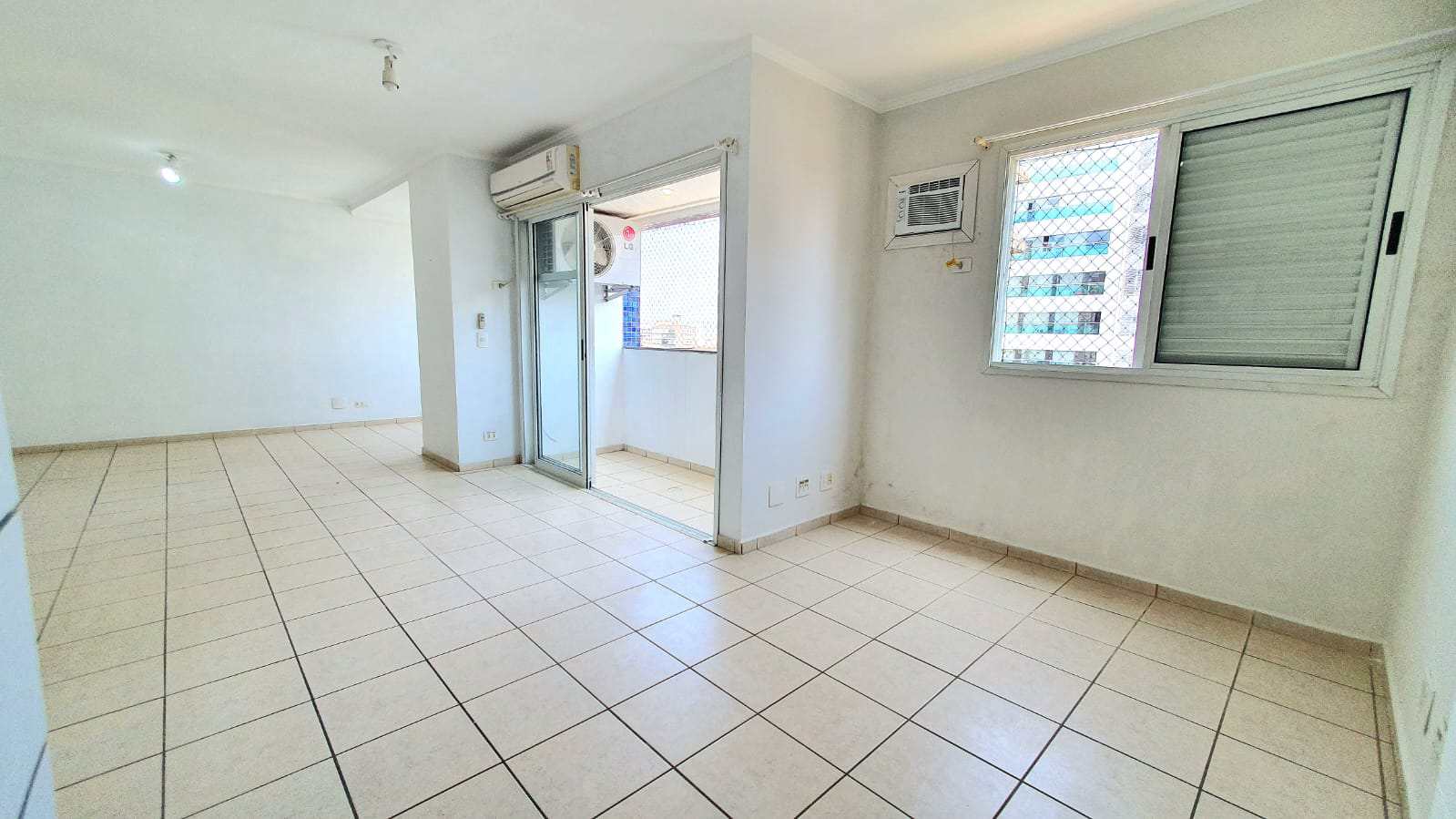 Apartamento à venda com 4 quartos, 250m² - Foto 9