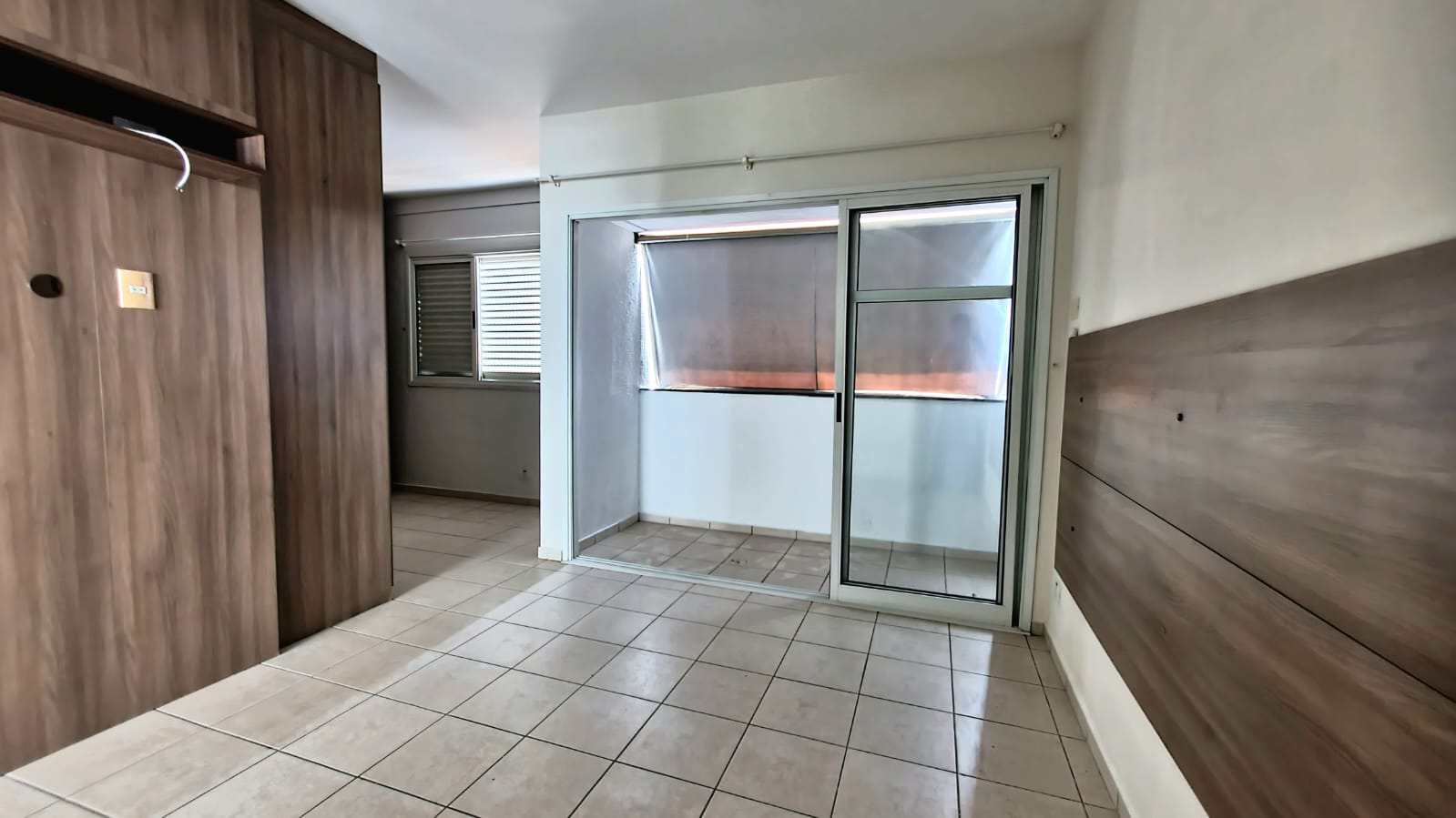 Apartamento à venda com 4 quartos, 250m² - Foto 4