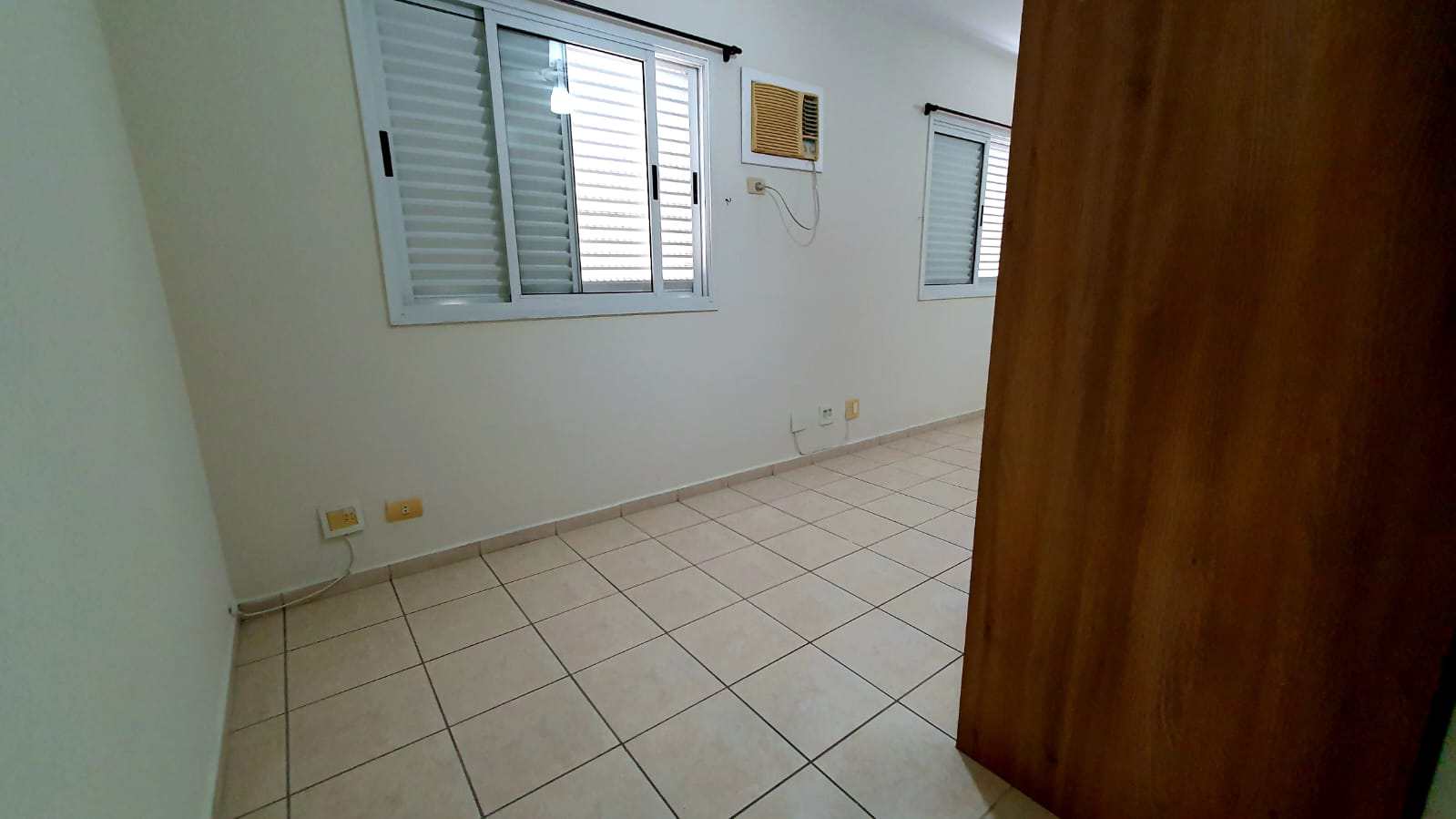 Apartamento à venda com 4 quartos, 250m² - Foto 15