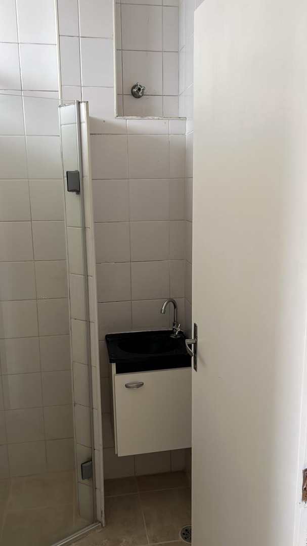 Apartamento para alugar com 1 quarto, 70m² - Foto 6