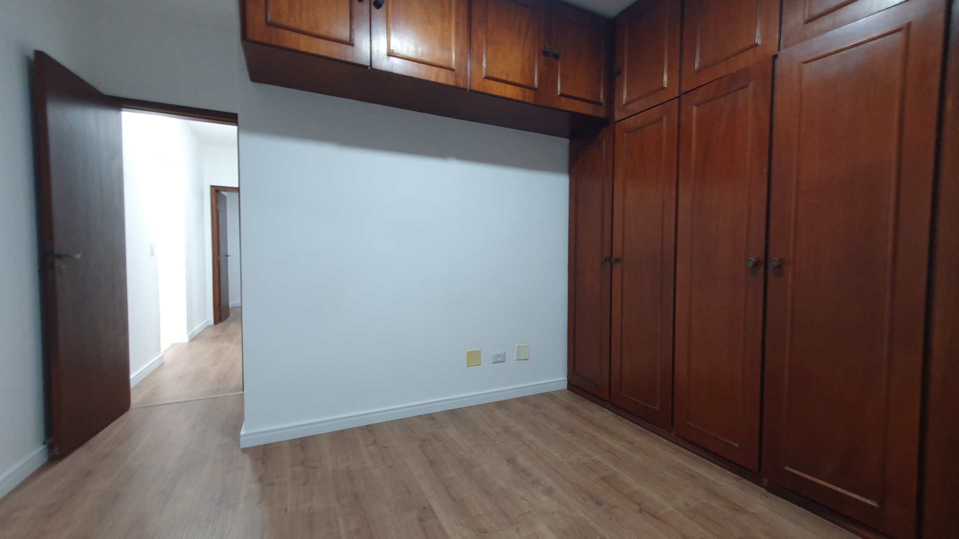 Apartamento à venda com 3 quartos, 100m² - Foto 32