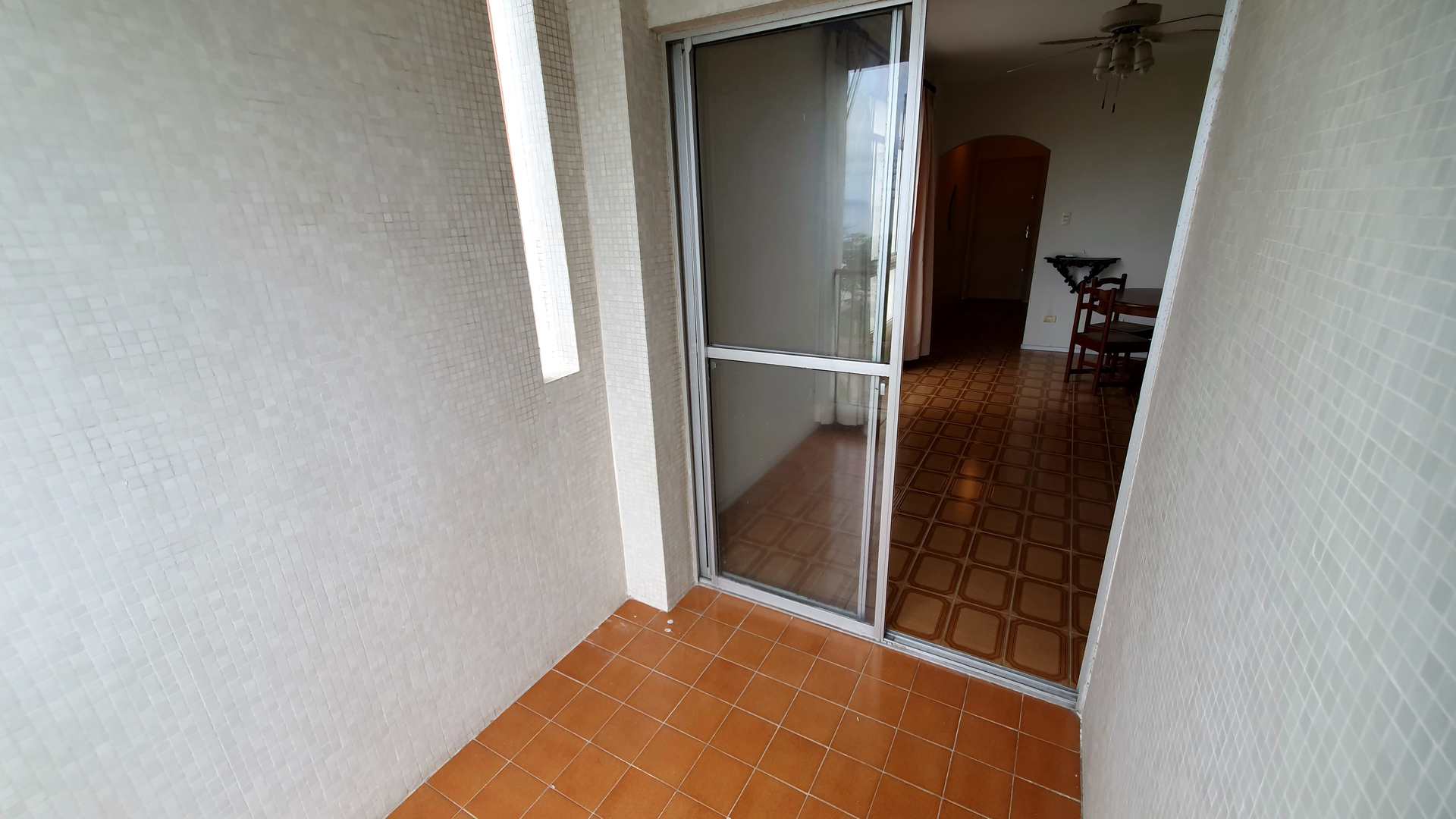 Apartamento à venda com 3 quartos, 100m² - Foto 3