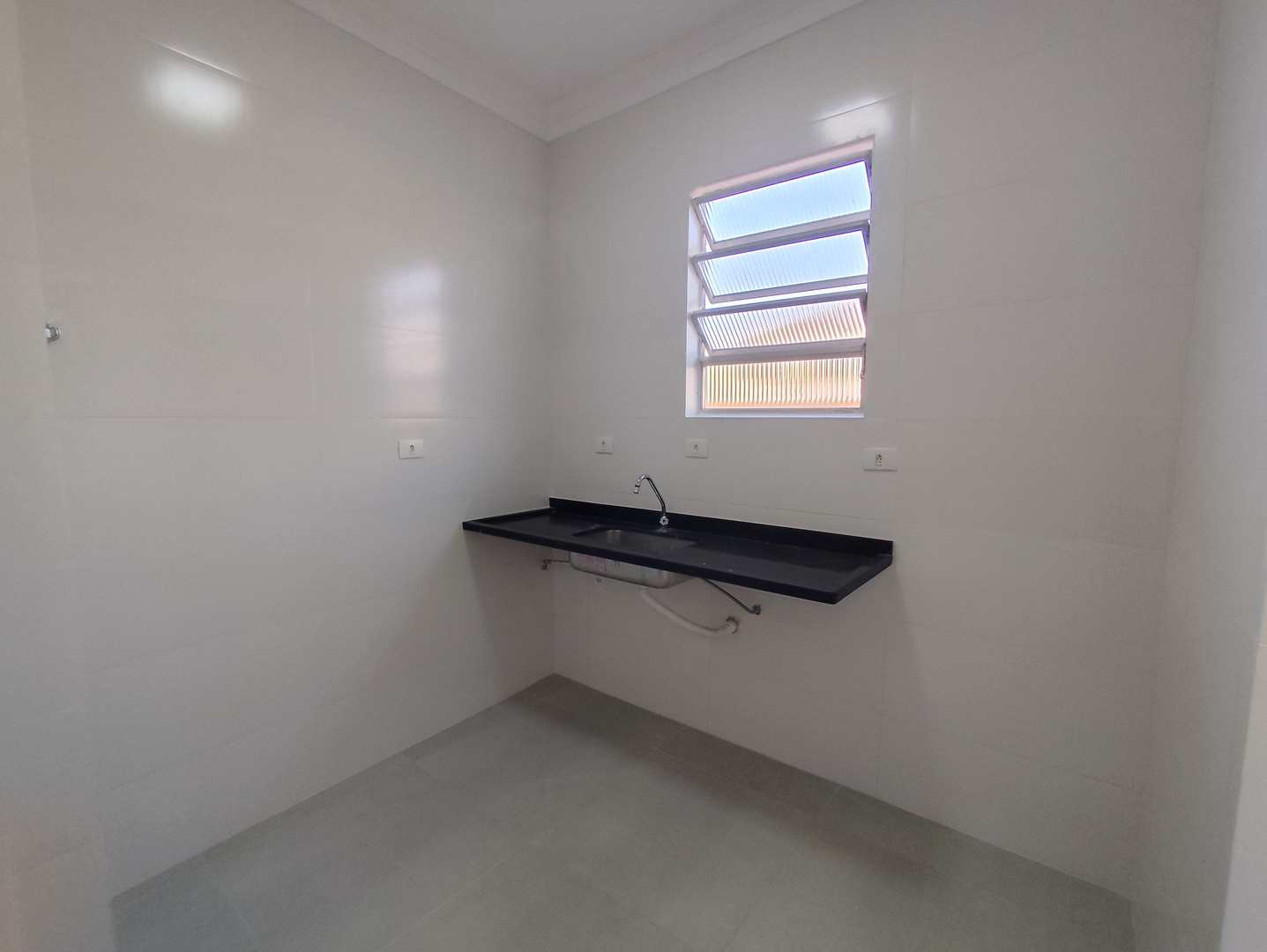 Apartamento à venda com 2 quartos, 62m² - Foto 3