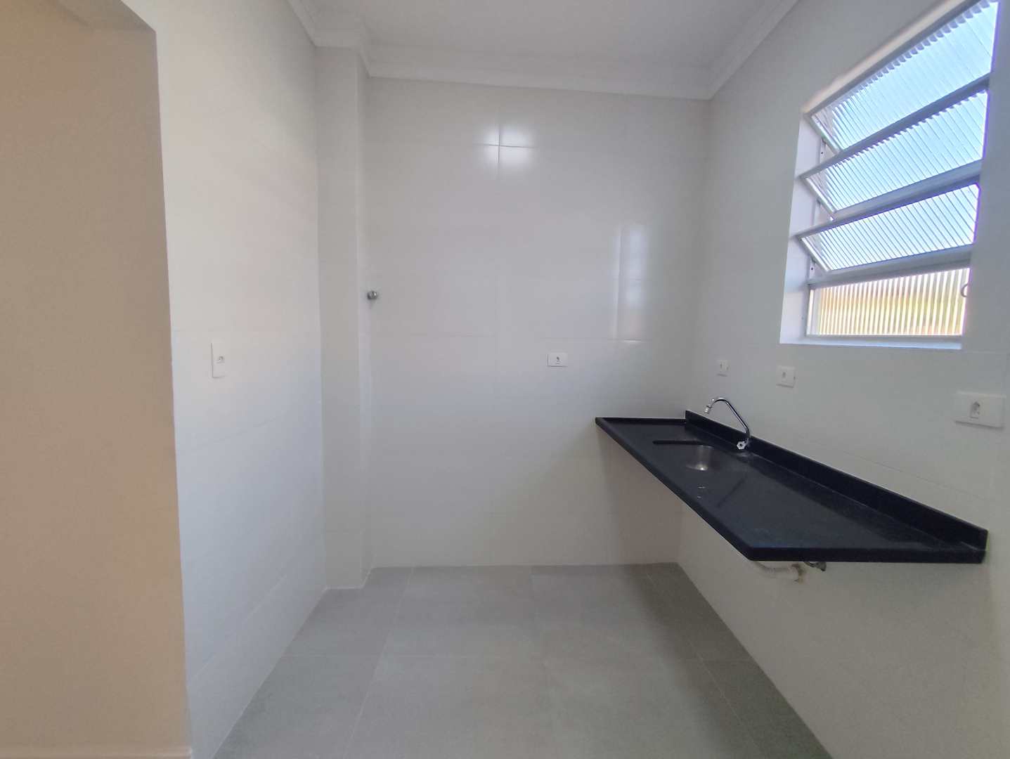 Apartamento à venda com 2 quartos, 62m² - Foto 4