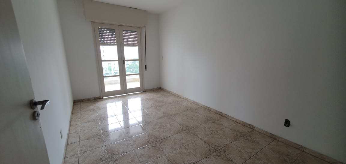 Apartamento à venda com 3 quartos, 143m² - Foto 17