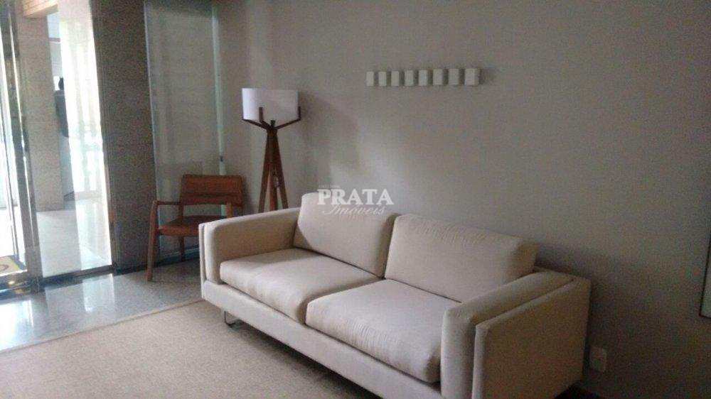 Apartamento para alugar com 3 quartos, 170m² - Foto 17