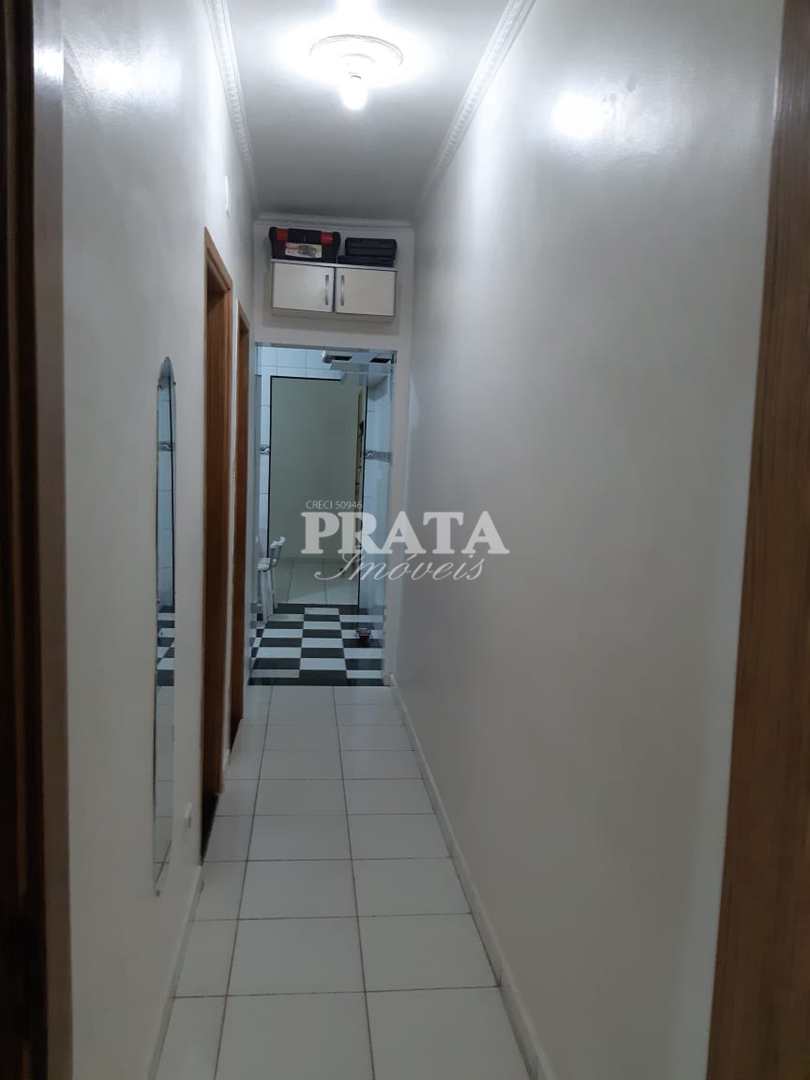 Apartamento à venda com 2 quartos, 70m² - Foto 3