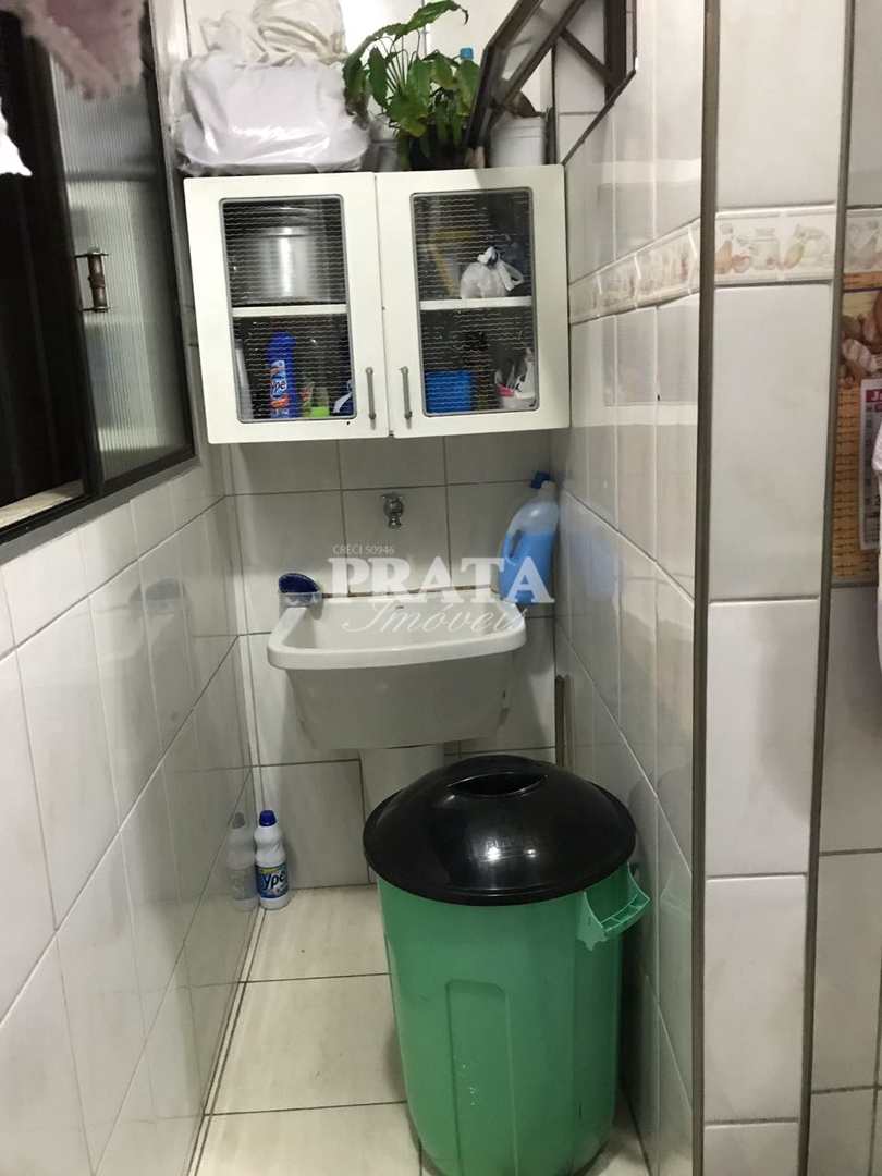 Apartamento à venda com 1 quarto, 60m² - Foto 11