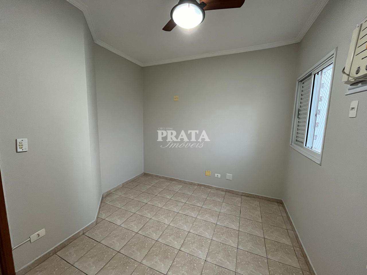 Apartamento para alugar com 3 quartos, 130m² - Foto 13