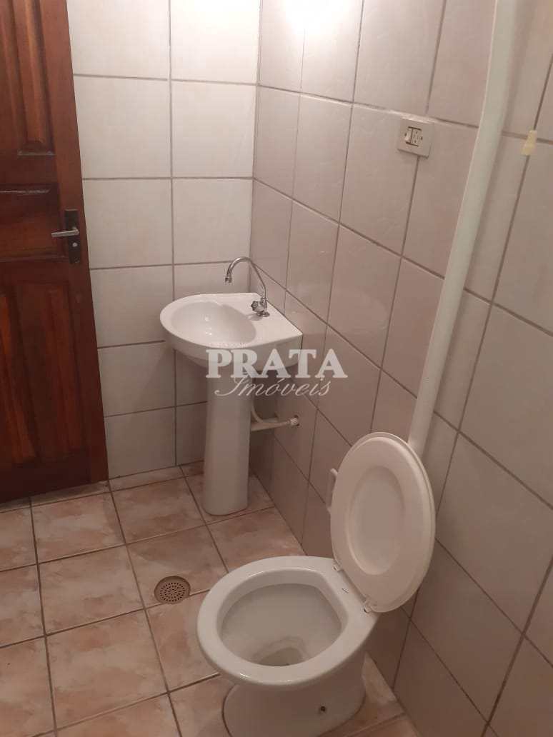 Casa para alugar com 3 quartos, 150m² - Foto 17