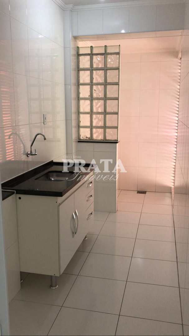 Apartamento à venda com 2 quartos, 70m² - Foto 13