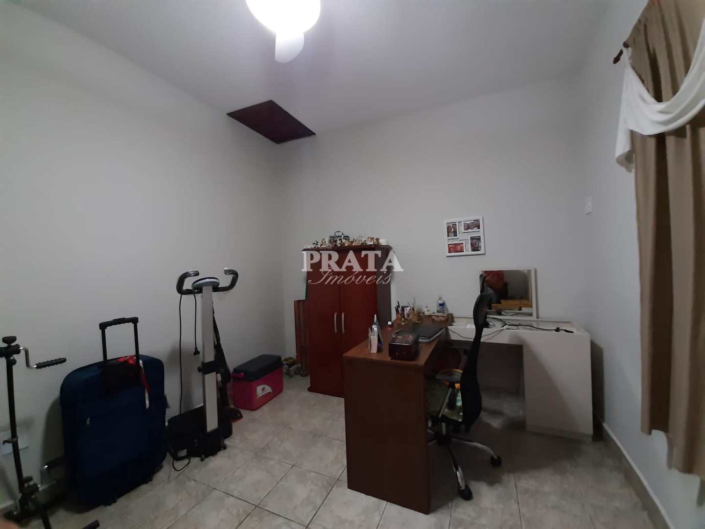 Casa à venda com 3 quartos, 229m² - Foto 8