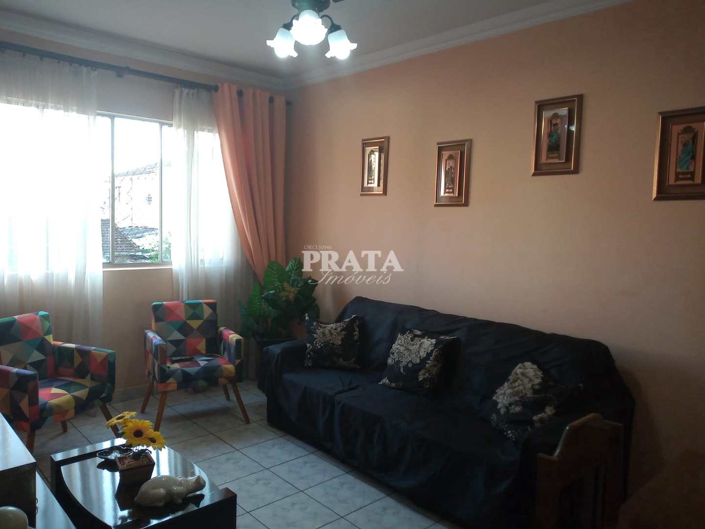 Apartamento à venda com 2 quartos, 70m² - Foto 1