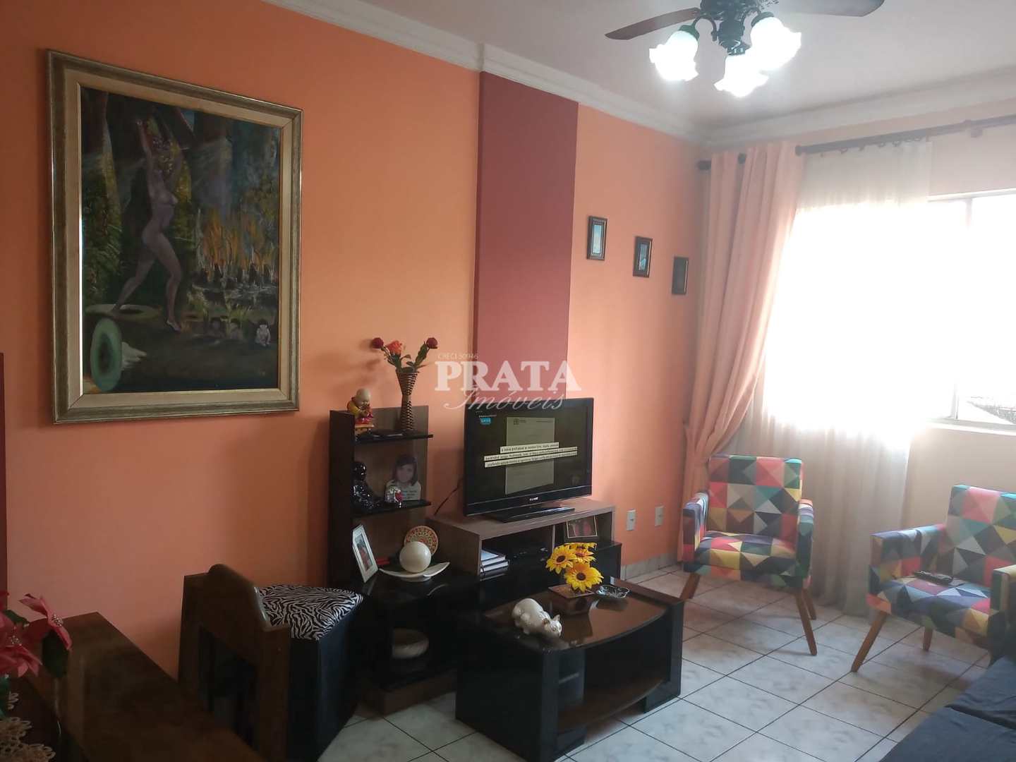 Apartamento à venda com 2 quartos, 70m² - Foto 3