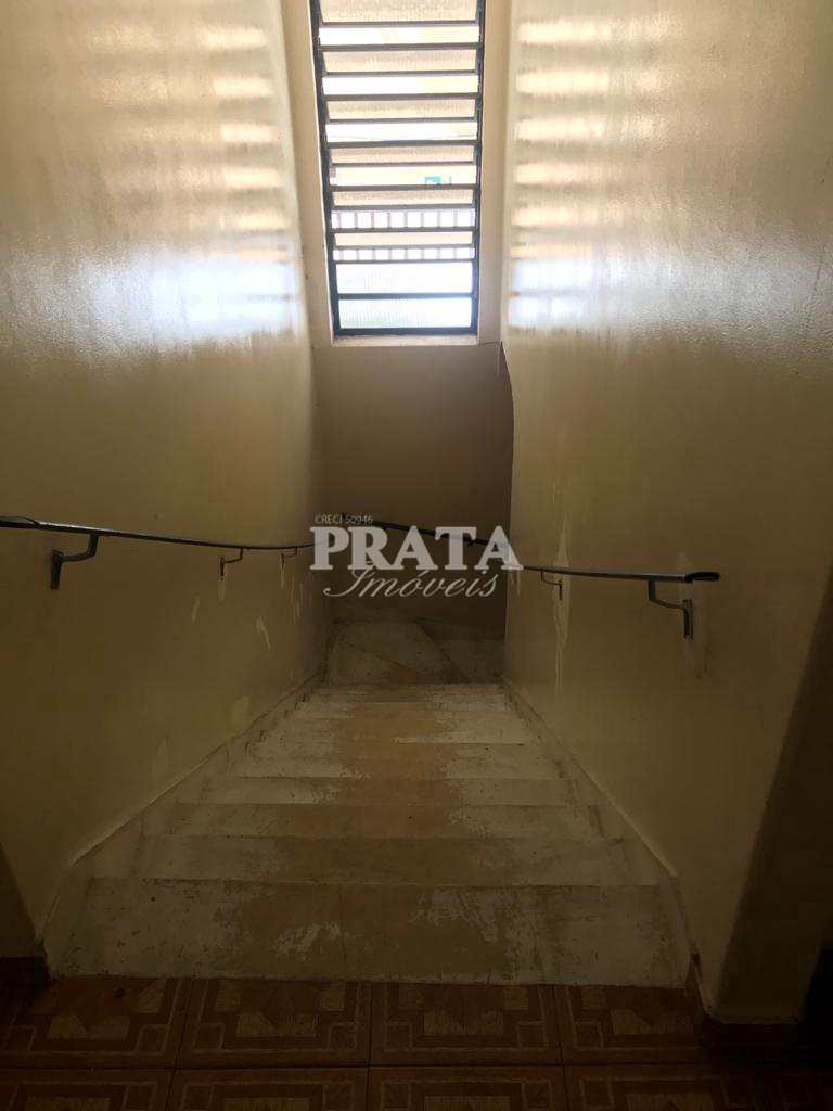 Casa à venda com 4 quartos, 350m² - Foto 14