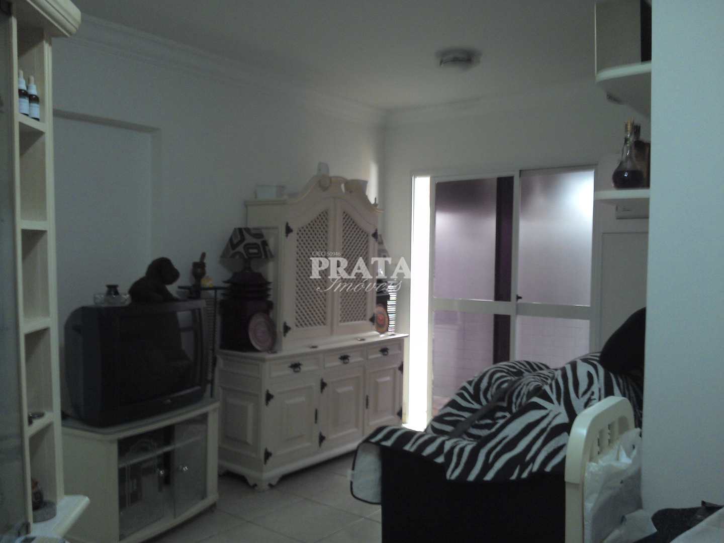 Apartamento à venda com 3 quartos, 77m² - Foto 2