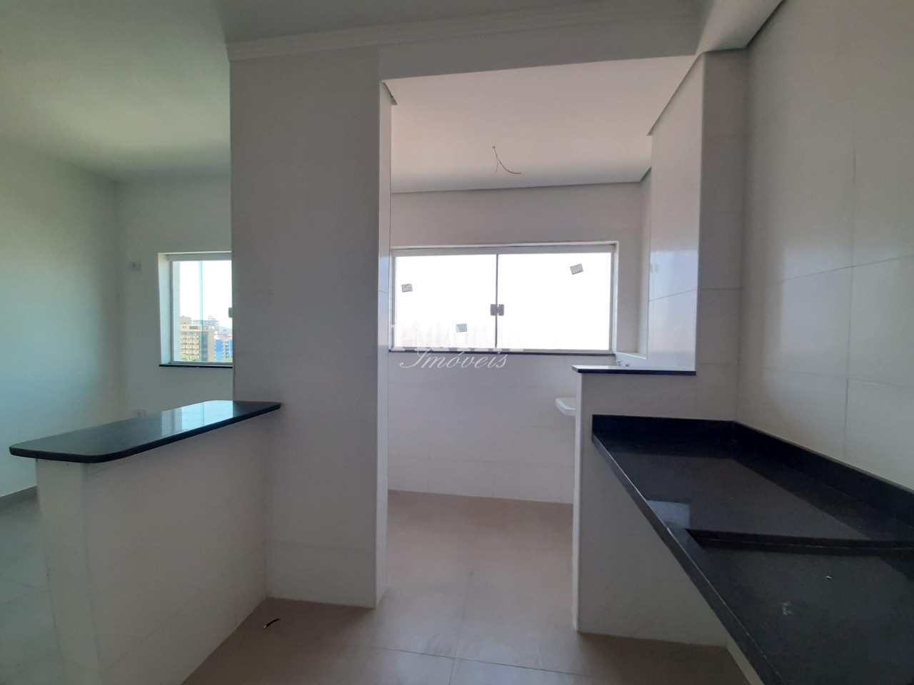 Apartamento à venda com 2 quartos, 68m² - Foto 20