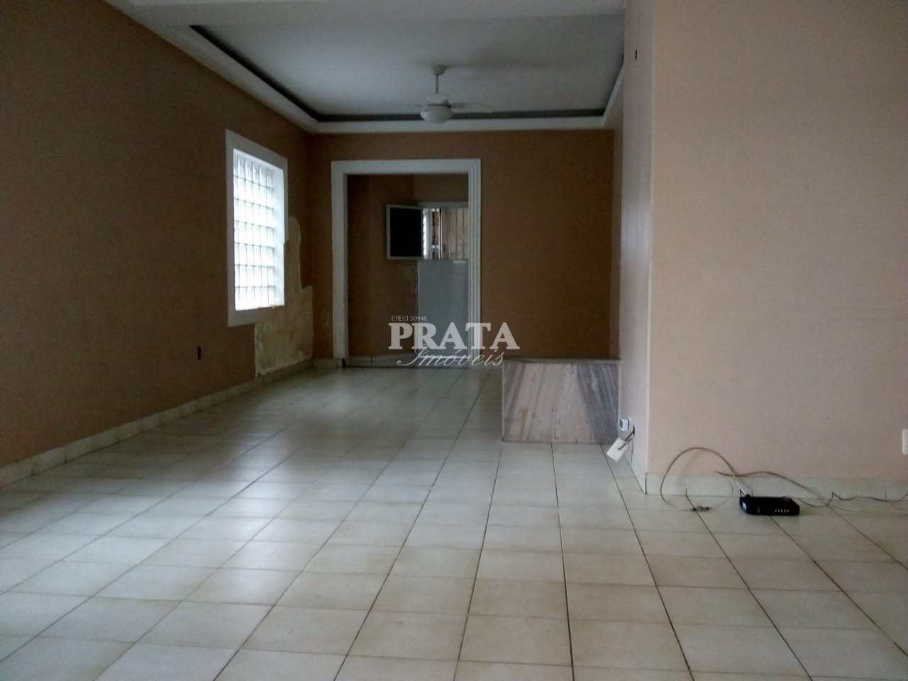 Sobrado à venda com 3 quartos, 300m² - Foto 1