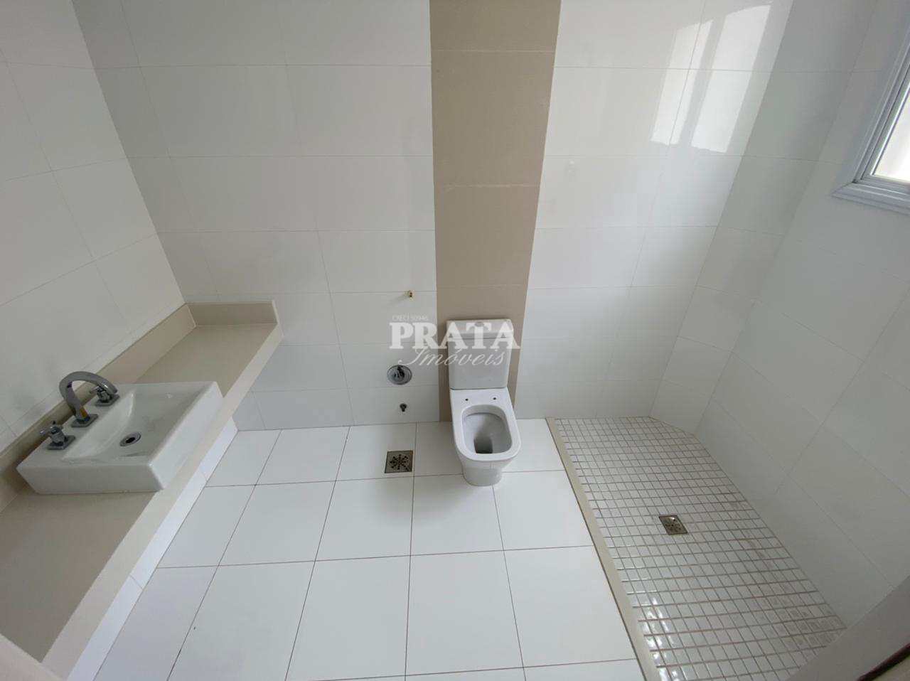 Apartamento para alugar com 4 quartos, 230m² - Foto 14