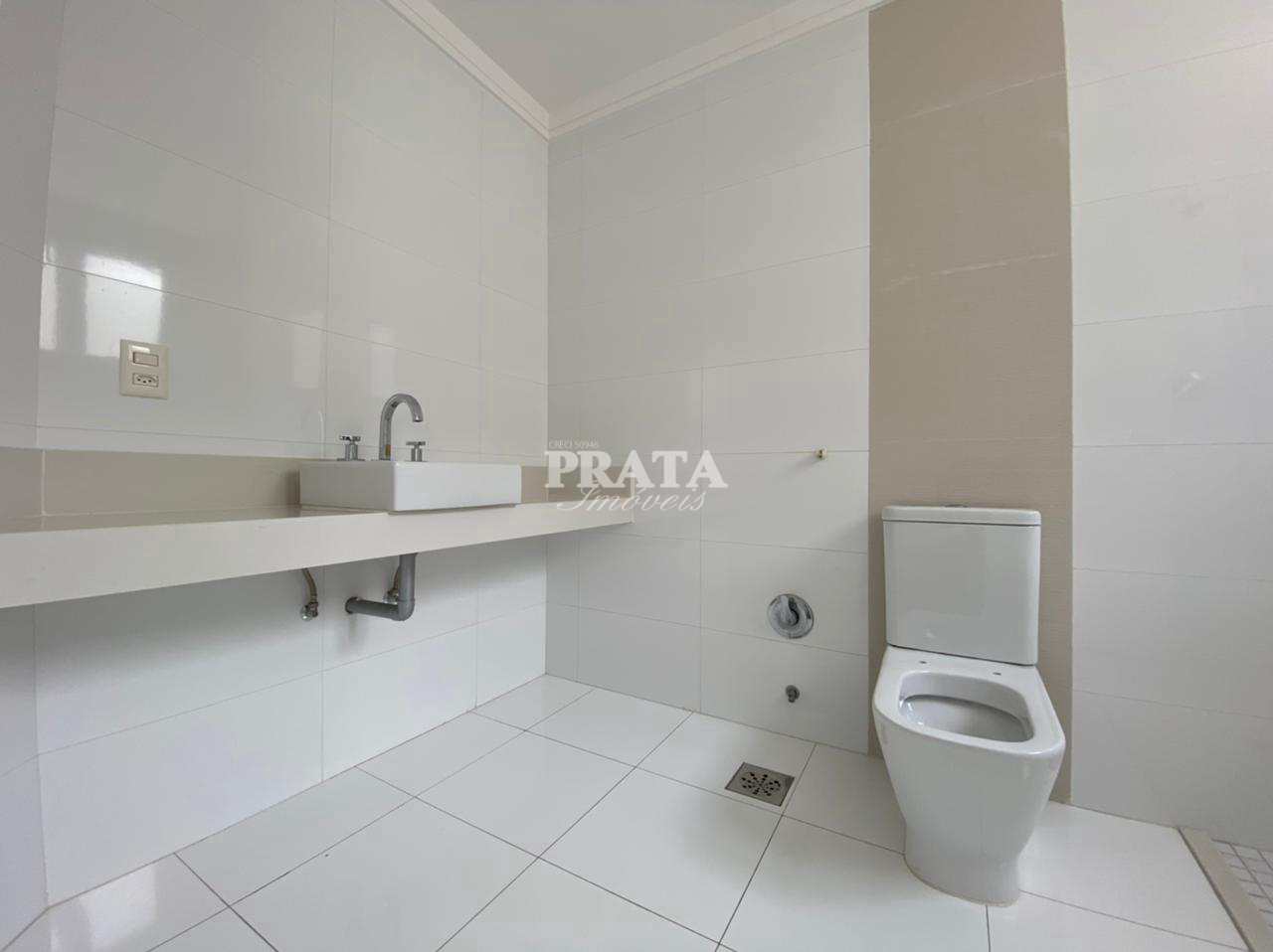 Apartamento para alugar com 4 quartos, 230m² - Foto 16