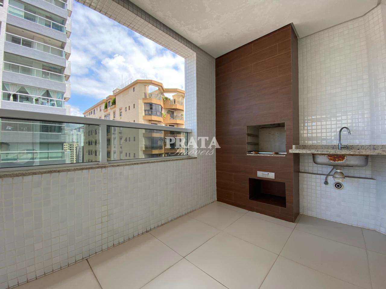 Apartamento para alugar com 4 quartos, 230m² - Foto 2