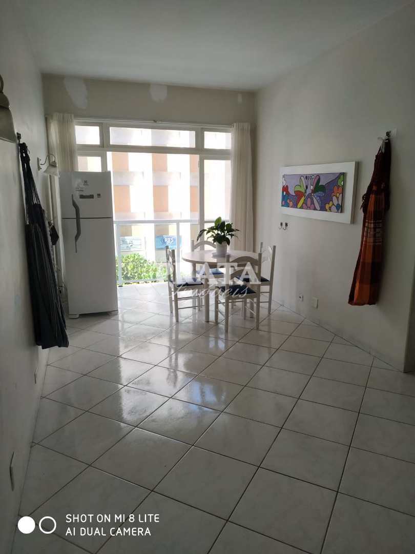 Apartamento à venda com 2 quartos, 72m² - Foto 5