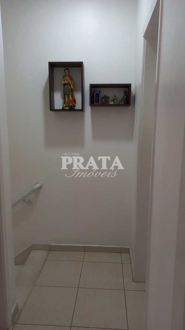 Sobrado à venda com 2 quartos, 60m² - Foto 3