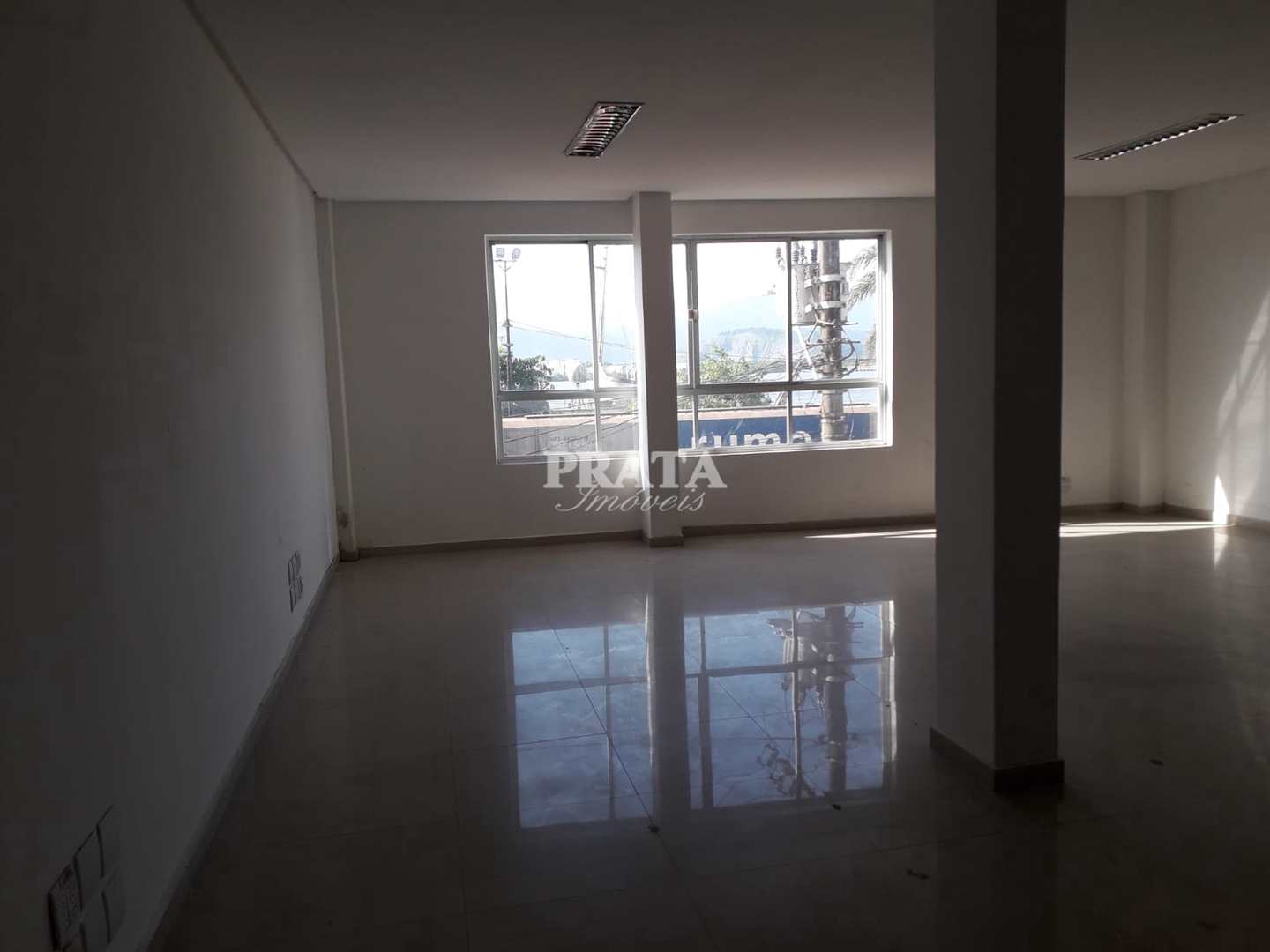 Prédio Inteiro para alugar, 1200m² - Foto 4