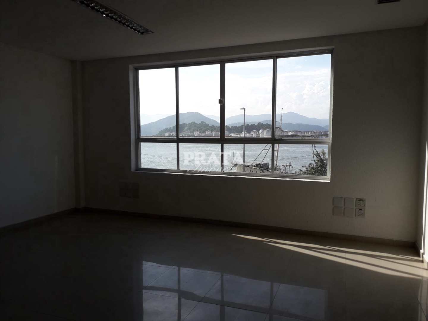 Prédio Inteiro para alugar, 1200m² - Foto 3