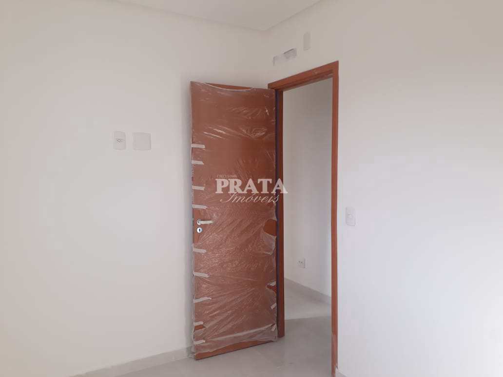 Casa à venda com 2 quartos, 70m² - Foto 11