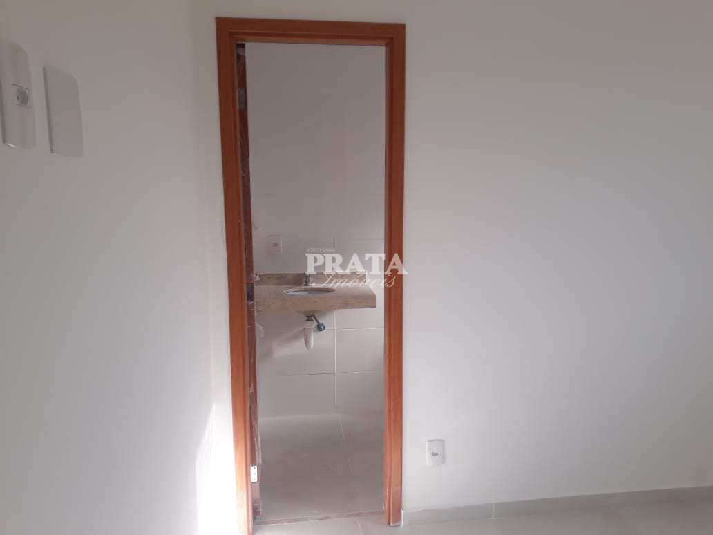 Casa à venda com 2 quartos, 70m² - Foto 22