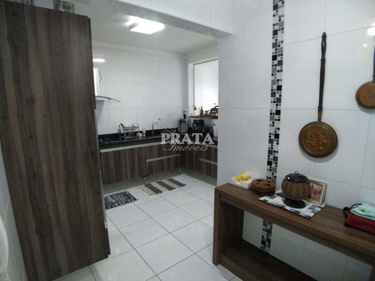 Apartamento à venda com 3 quartos, 120m² - Foto 17