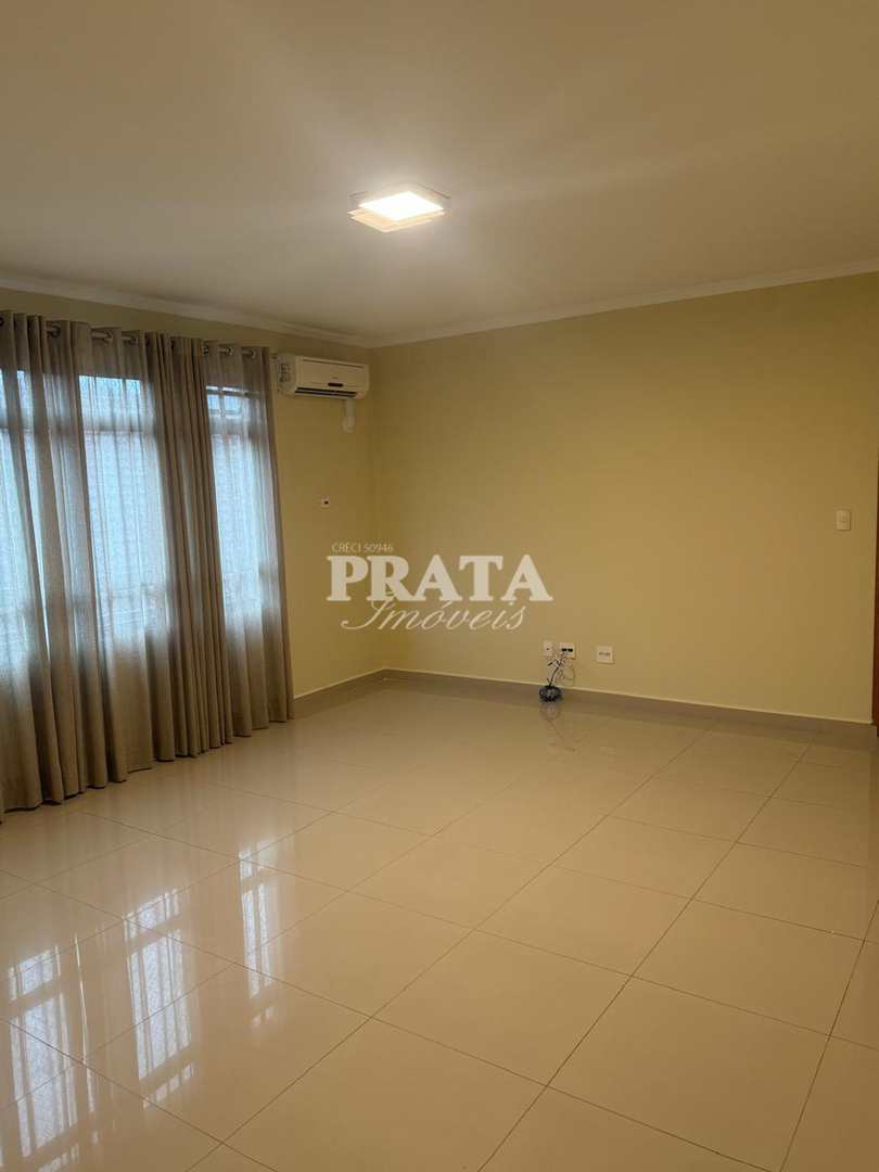 Apartamento para alugar com 3 quartos, 120m² - Foto 3